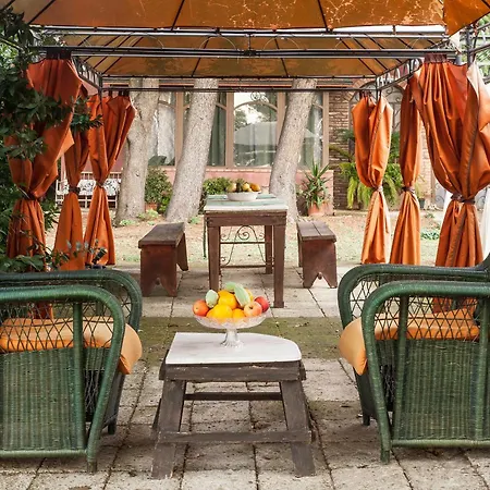 Agriturismo Il Palazzino Hotel *